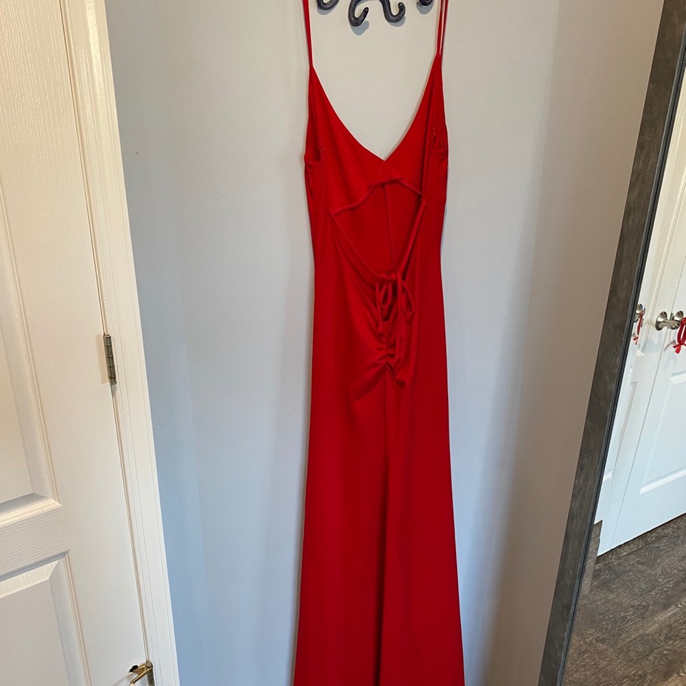COPY - Bebe Red, backless, with small train eveni… - Picture 3 of 10